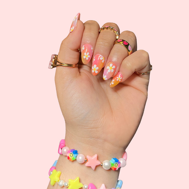 Daisy fields Nail set  | Little Nails Custom Press on Nails