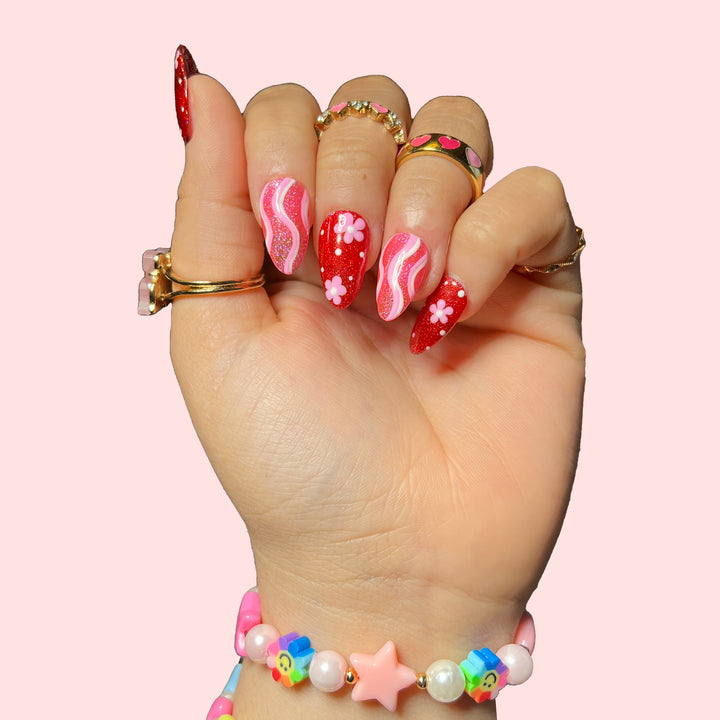 Strawberry fields | Little Nails Custom Press on Nails