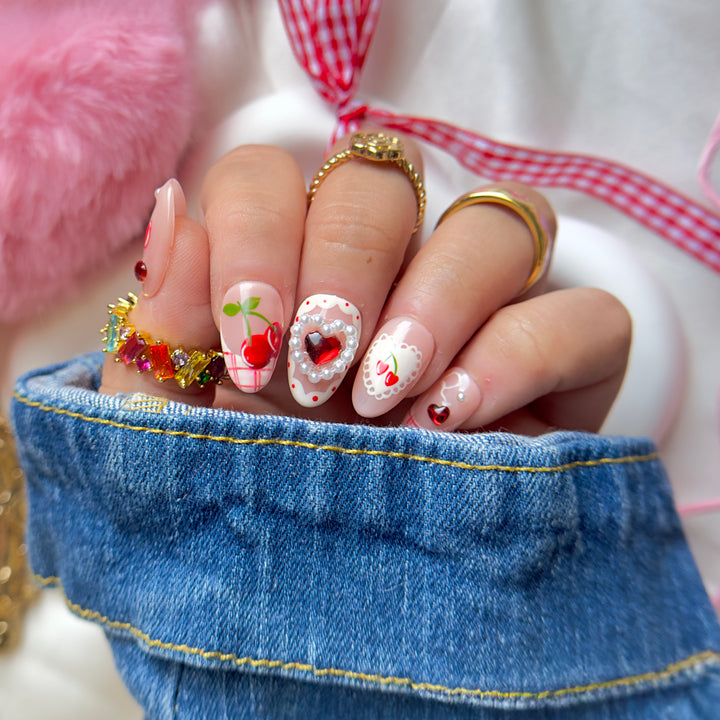 Sweetheart Set | Little Nails Custom Press on Nails